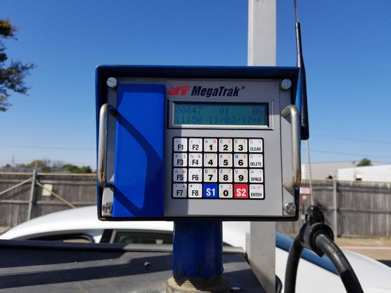 Mega Trak 5a9048af9274e