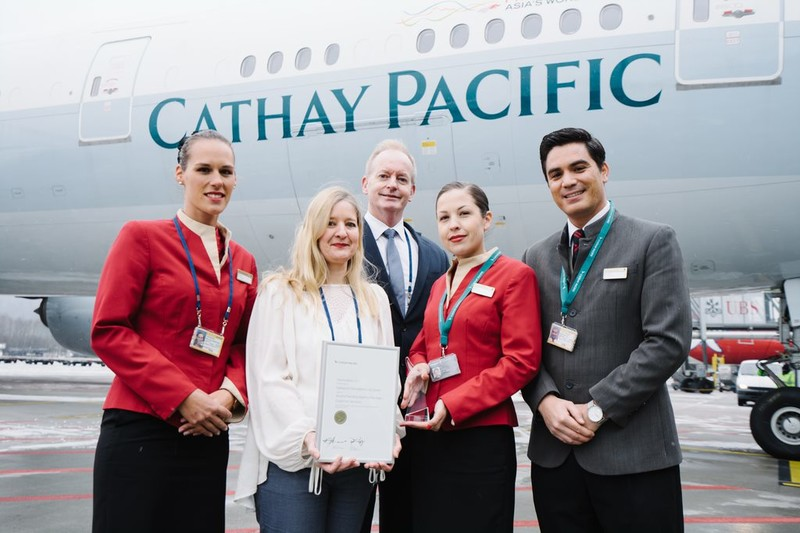 Csm Cathay Pacific Award 4f926219c4 5ab10241e1037