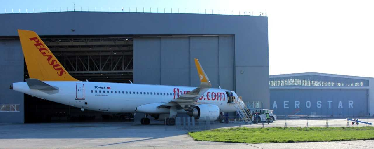 Aerostar 5ad8b29f2cc73