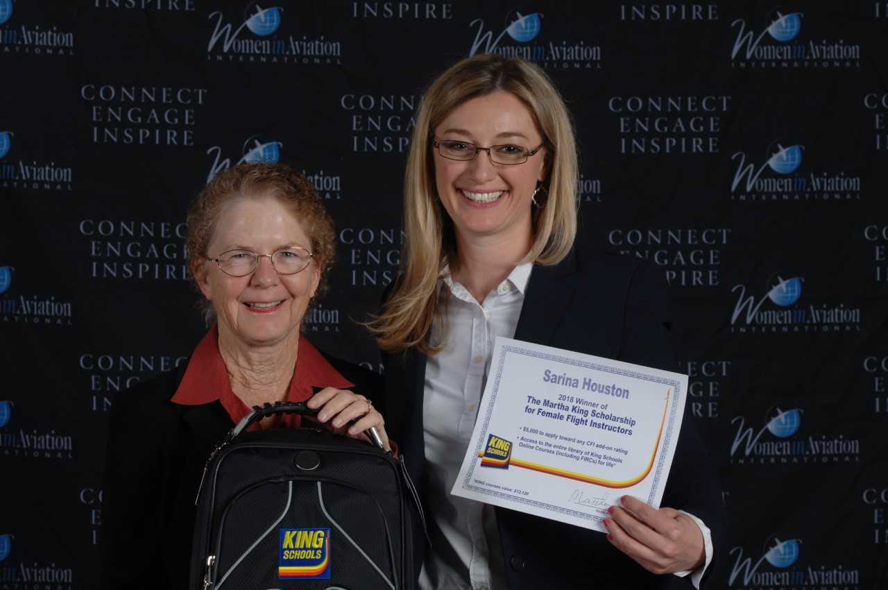 SarinaHouston 5ae722838e12d