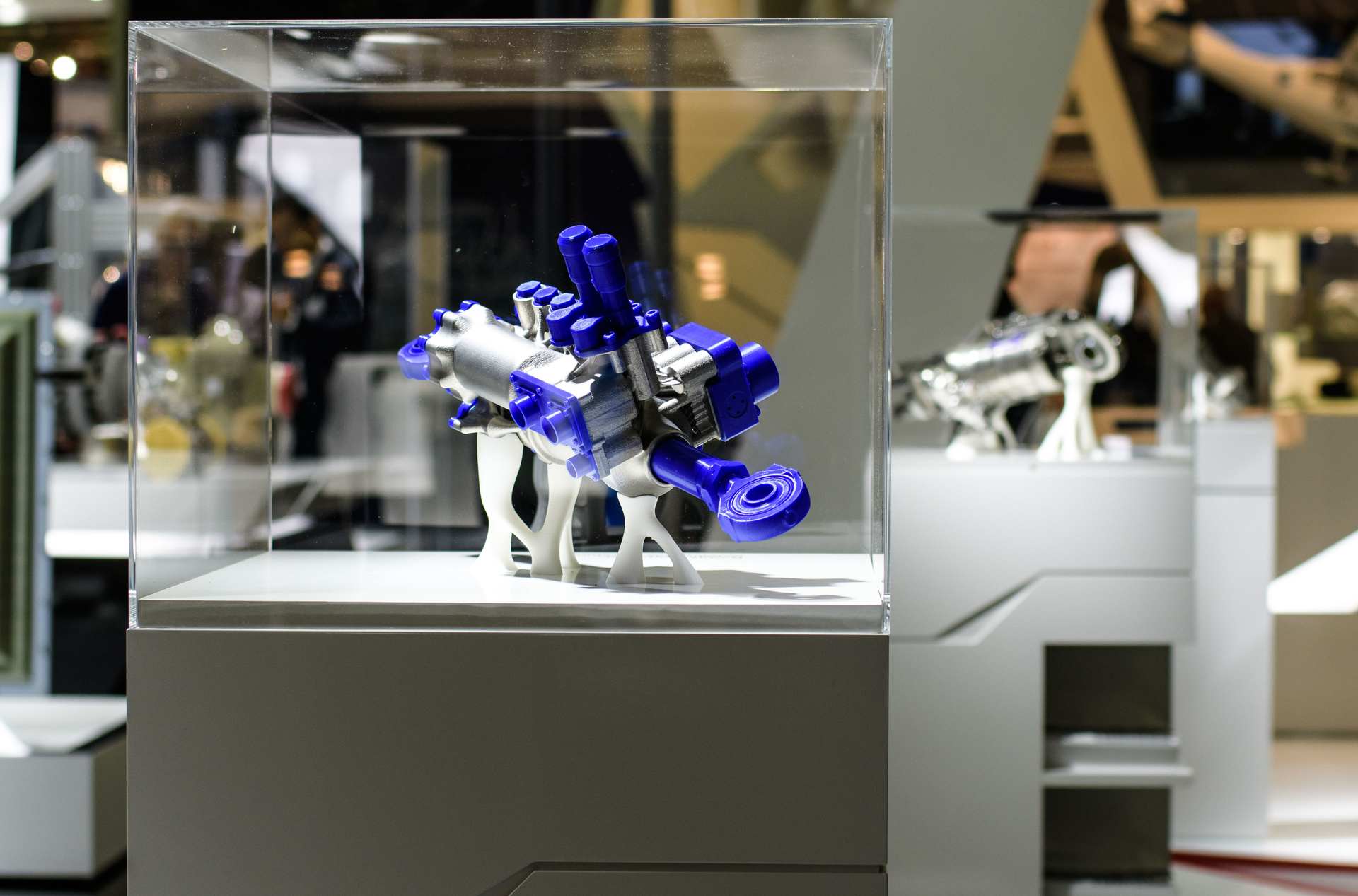 Liebherr is already working on the next generation of 3D printed hydraulic and electro-mechanic components such as this highly integrated rudder actuator.