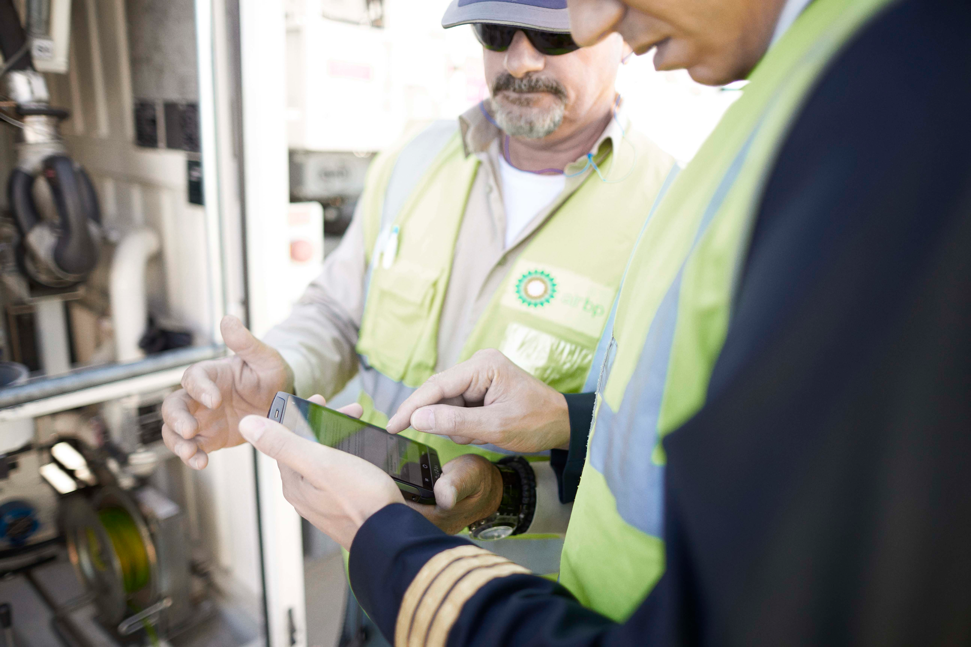 Air BP carried out a comprehensive two-year trial of the Airfield Automation technology at nine airports in the UK, Cyprus and Portugal involving commercial, business and general aviation customers.