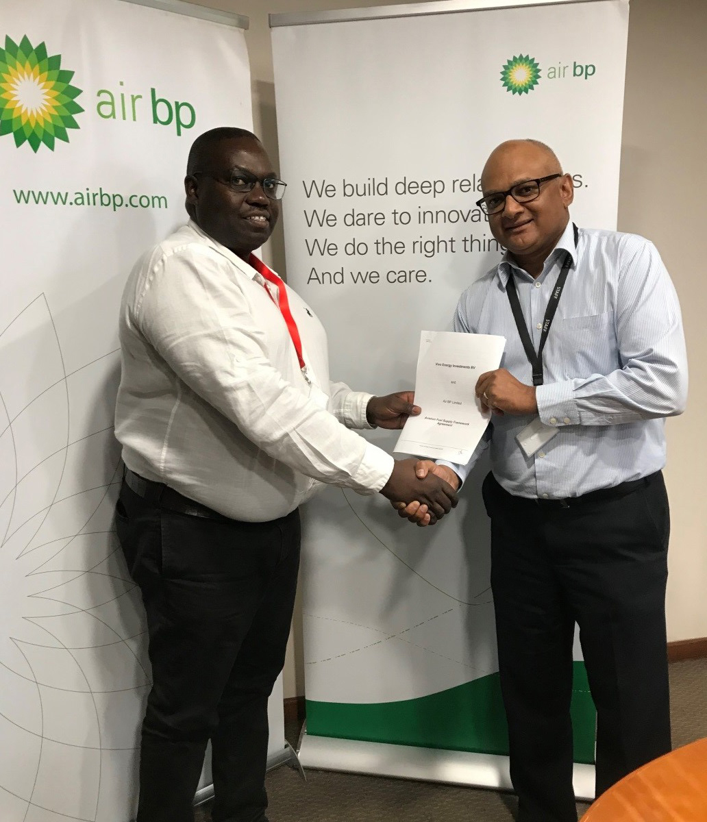 Left to right, Jacob Kakunu aviation business development manager Africa Vivo Energy and Anthony Leon general manager Air BP Southern Africa