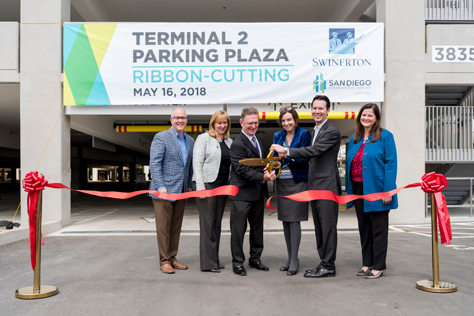 Sd Airport Ribbon Cutting 41 5b032c50d6afe