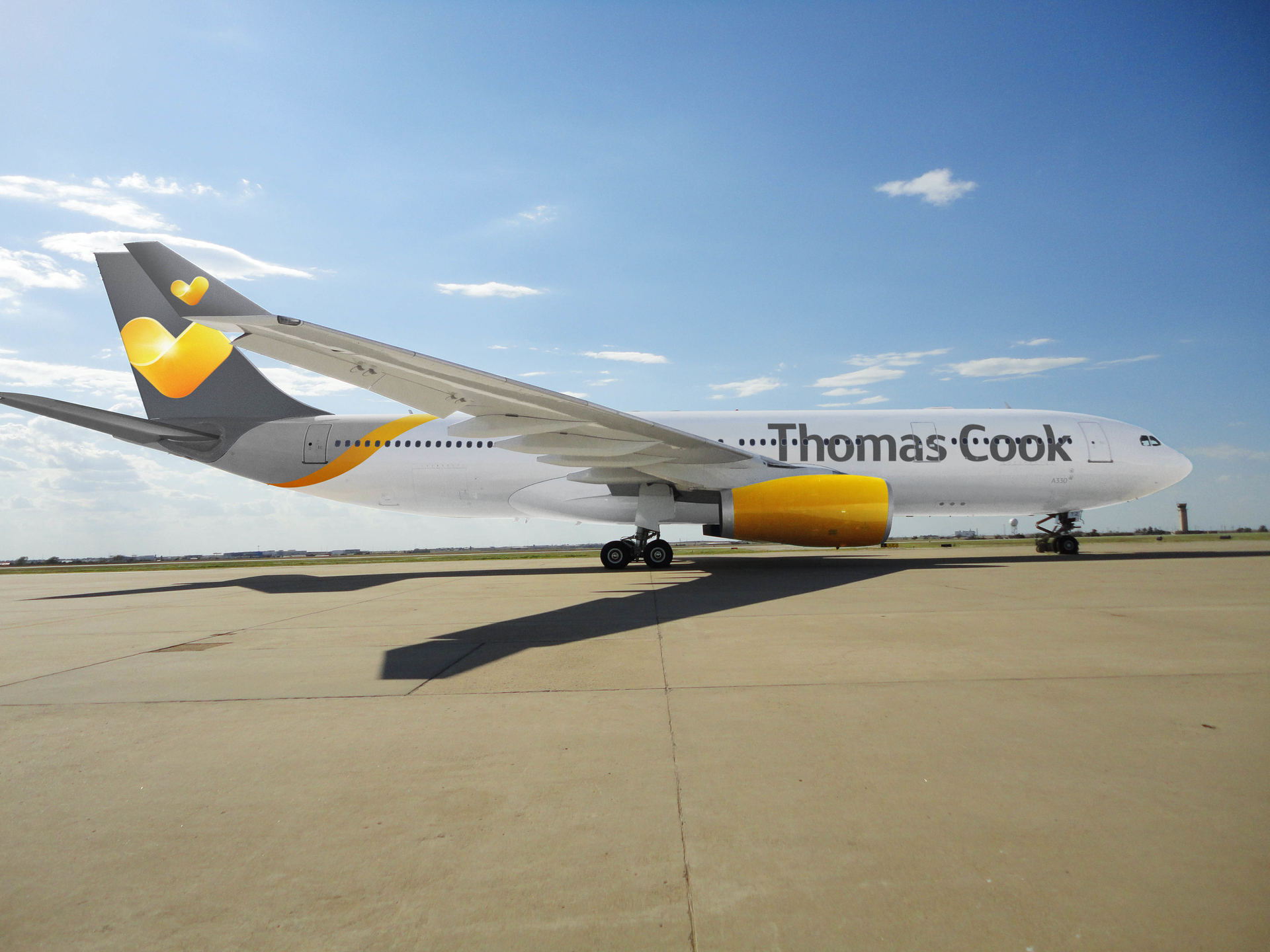 Thomas Cook aircraft 5b0f27bc5dbb6