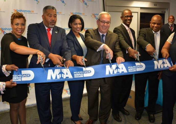On May 3, officials from the Miami-Dade Aviation Department and Bahamasair celebrated the airline&rsquo;s launch of four weekly flights between Miami and Bimini with a ribbon-cutting ceremony and gate reception at Miami International Airport for the route&rsquo;s first passengers.