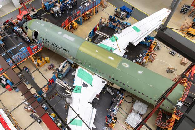 Airbusfirst 5b3398c66a3fd
