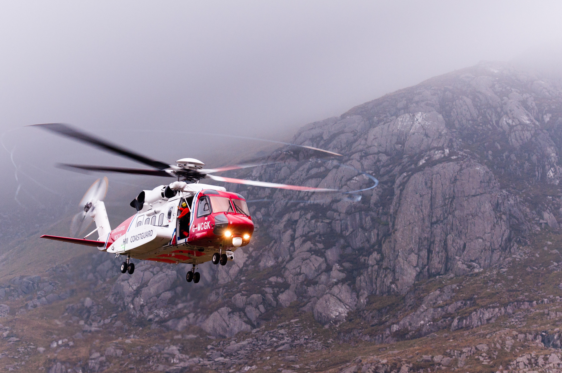 Today Sikorsky celebrated the UK Maritime & Coastguard Agency for a June 2018 life-saving achievement in Inverness with a Sikorsky S-92&circledR; helicopter.