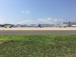 Stl Inaugural Water Cannon Salute 5b6a1235b229d Stl Inaugural Water Cannon Salute 5b6a1235b229d