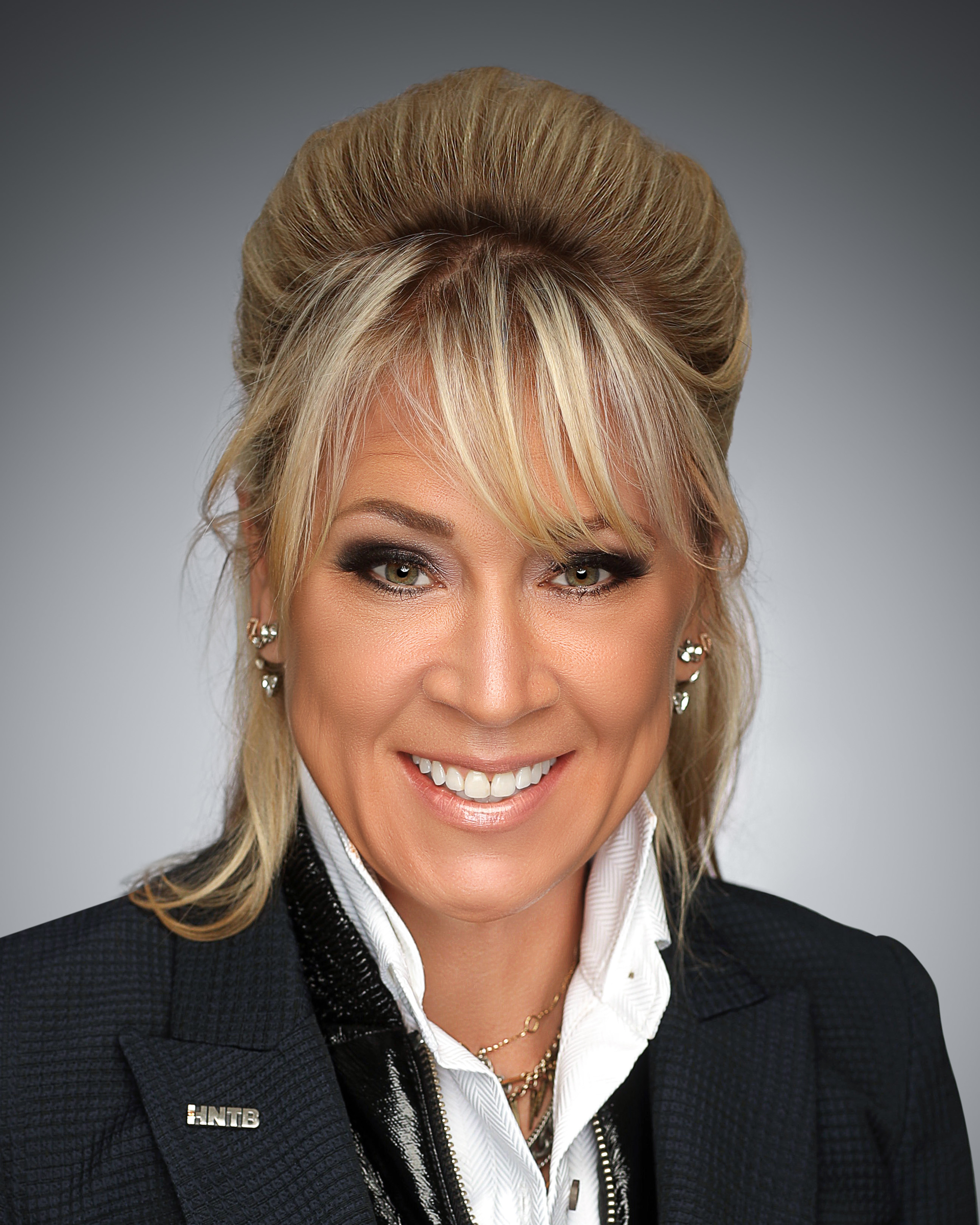 Bilshausen earned a bachelor&rsquo;s and a Master of Architecture, with emphasis on project management and sustainable design, from the University of Illinois at Chicago.