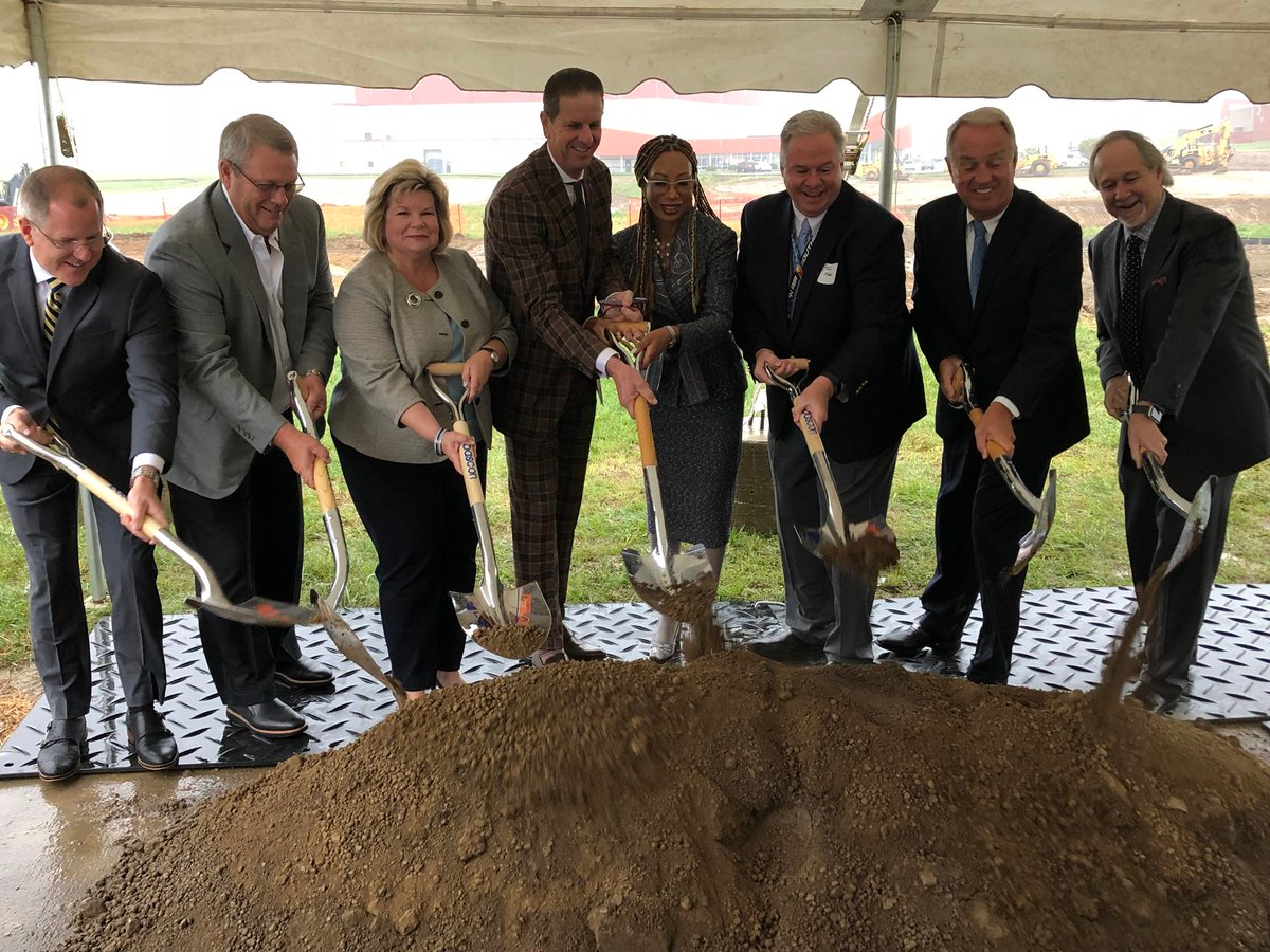 Lynxs Group is developing the eight-acre site for FEAM Aero who will operate the hangar scheduled to open beginning of 2020 to accommodate wide body 747 aircraft for maintenance, repair and overhaul (MRO).