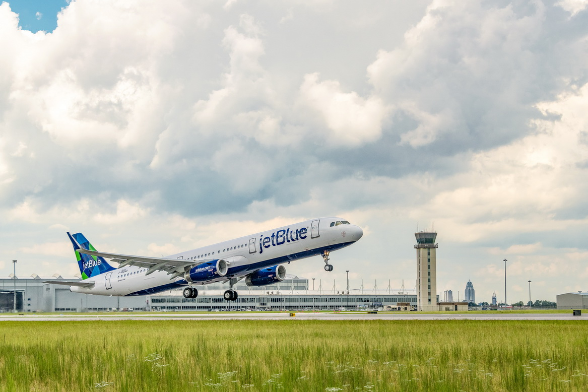 First Jet Blue A321 Sustainable Jet Fuel Blend 5ba2c930184f7