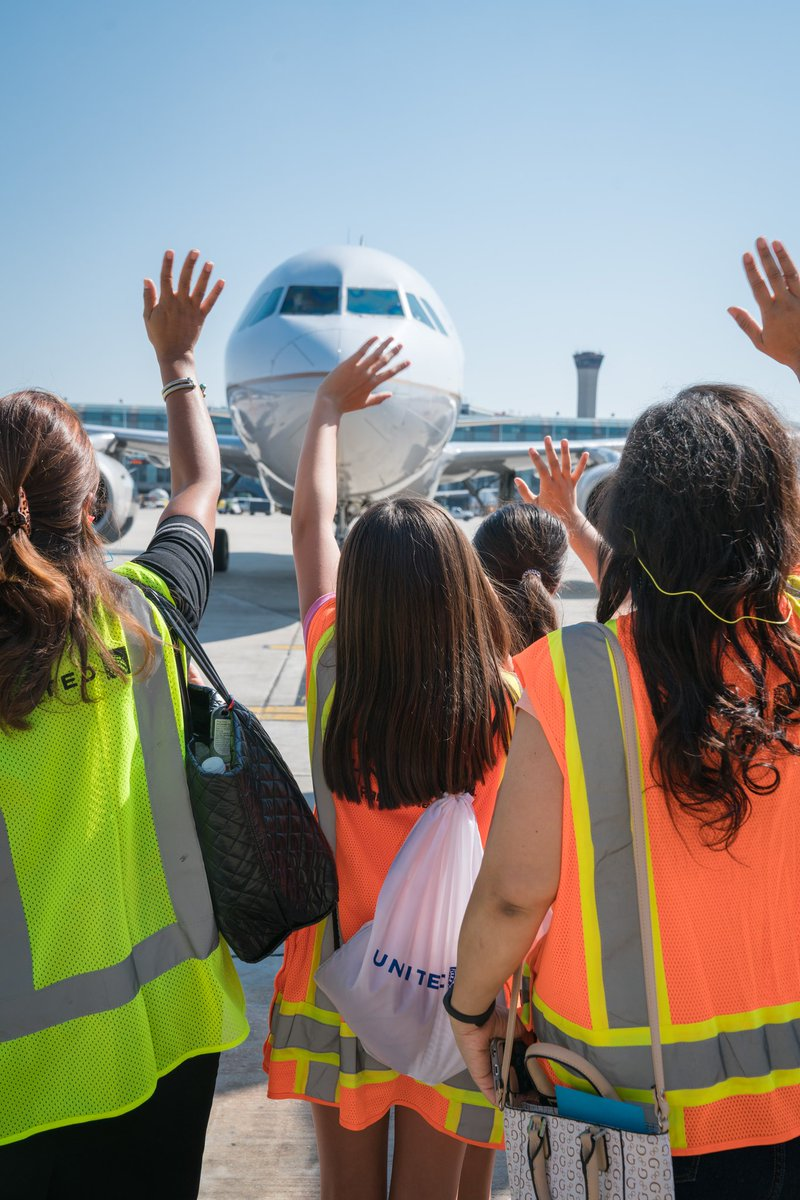 United Airlines Girls in Aviation Day 2017 Event Photo.