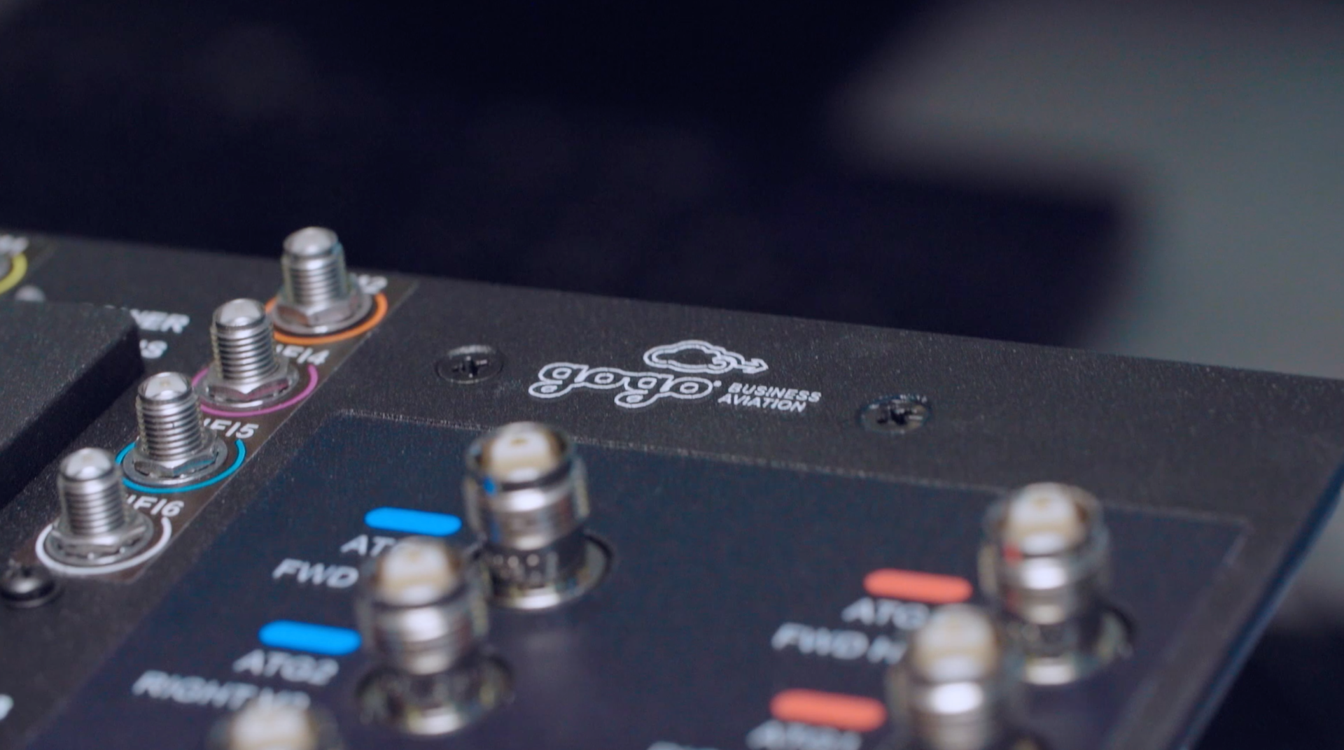 AVANCE L5 with Logo 5bd8c6e191f8f