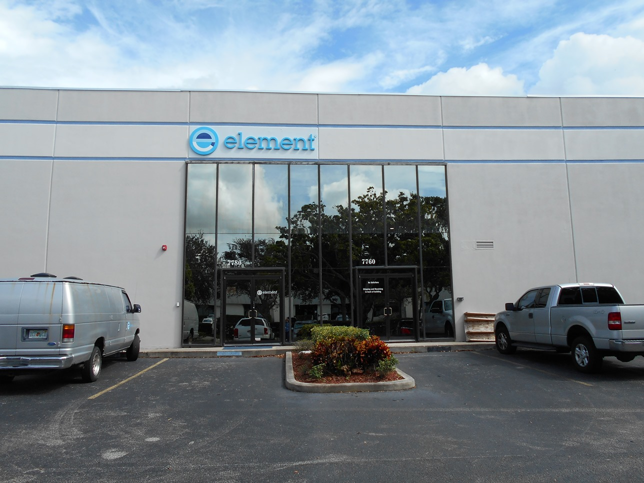 Element Melbourne 2c Florida Lab 5bd860839b251