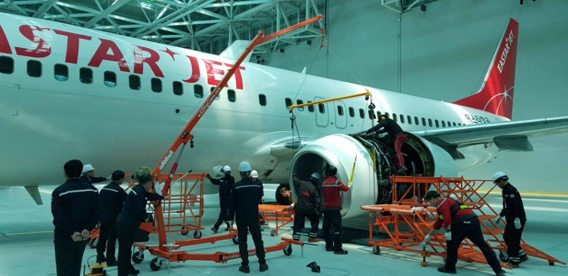 Hangar Maintenance300 5bbfc59040266