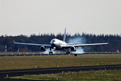 A330 AEA Touchdown 5bed7b5a6858b