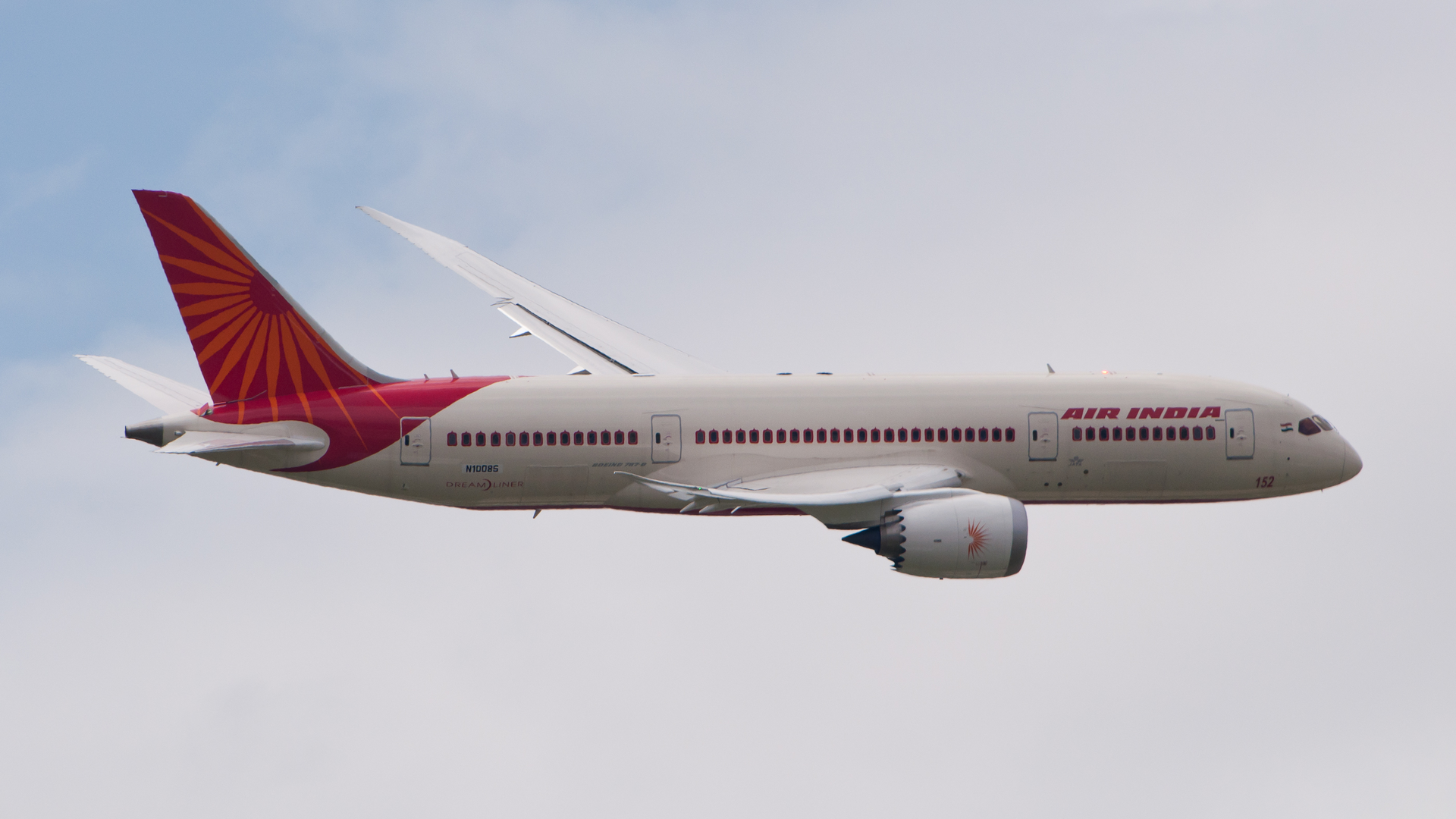Air India Boeing 787 Dreamliner N1008 S Pas 2013 02 5be9936fc7c17