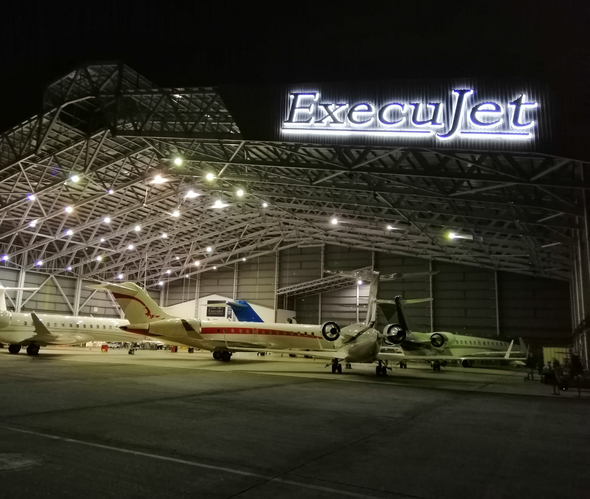 ExecuJet Malaysia Hangar 5bff0e8a9ac24