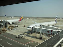 Ground Handling Servicing Of Russia S Aeroflot Aircraft In The Shanghai International Airport 5bfc4bef0a3d7 Ground Handling Servicing Of Russia S Aeroflot Aircraft In The Shanghai International Airport 5bfc4bef0a3d7