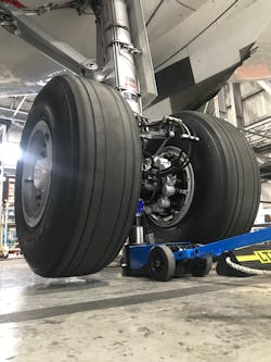 Rh Mlg Off The Ground 5c1121f4535da Rh Mlg Off The Ground 5c1121f4535da