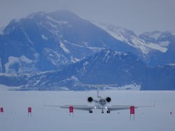 Antarctica Trips Execu Jet 5c4f51ffd4408