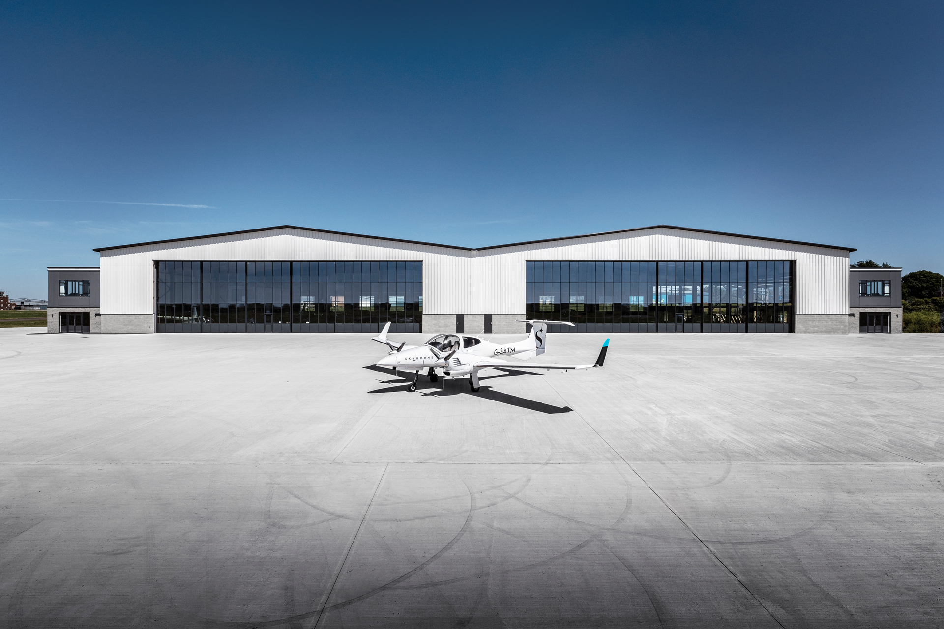 Skyborne Hanger Higher HR 1 5c361634e63c4