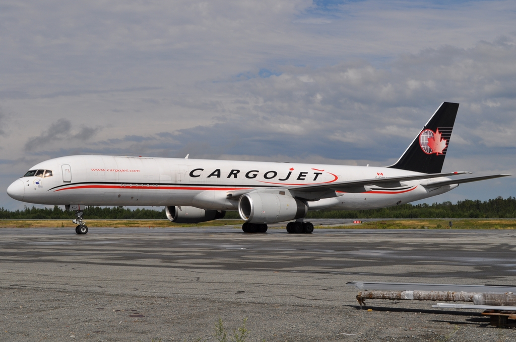 Cargojet 757 200