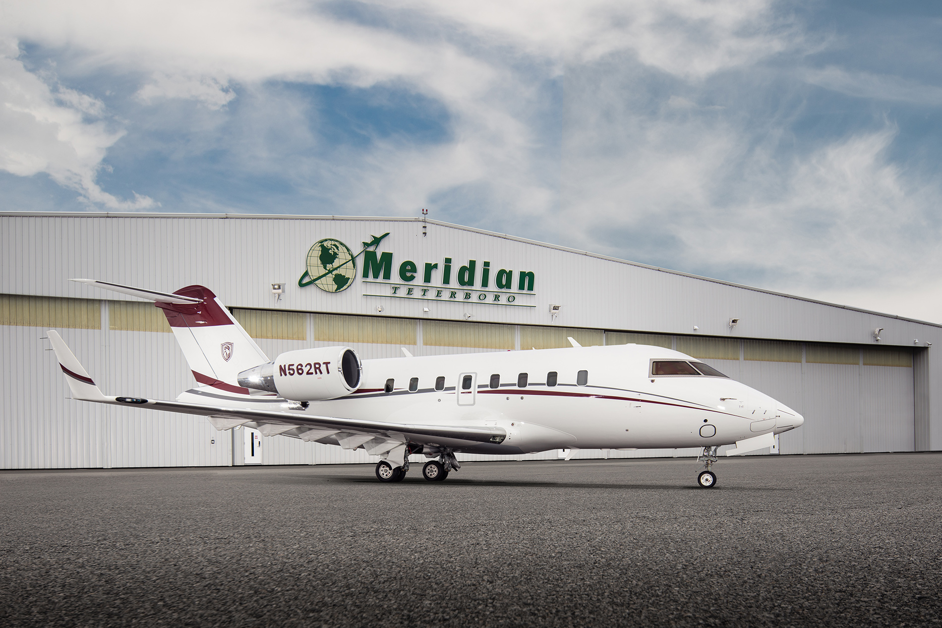 Challenger 650 N562 Rt Exterior 5c5c5c7542d05