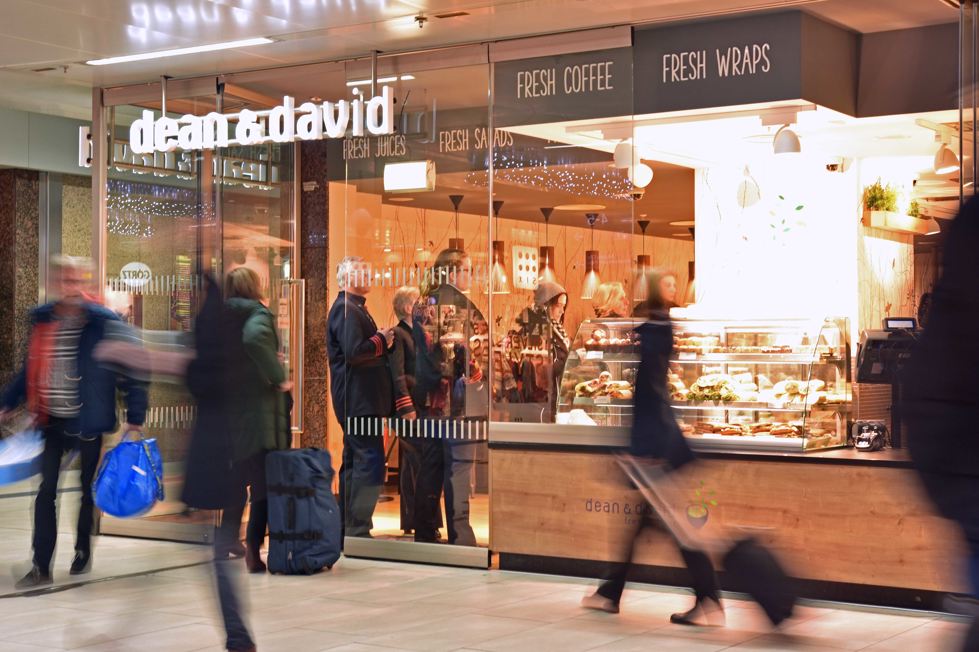 Dean & David Dusseldorf Station Jan 2019 001 Ssp Image Hi Res