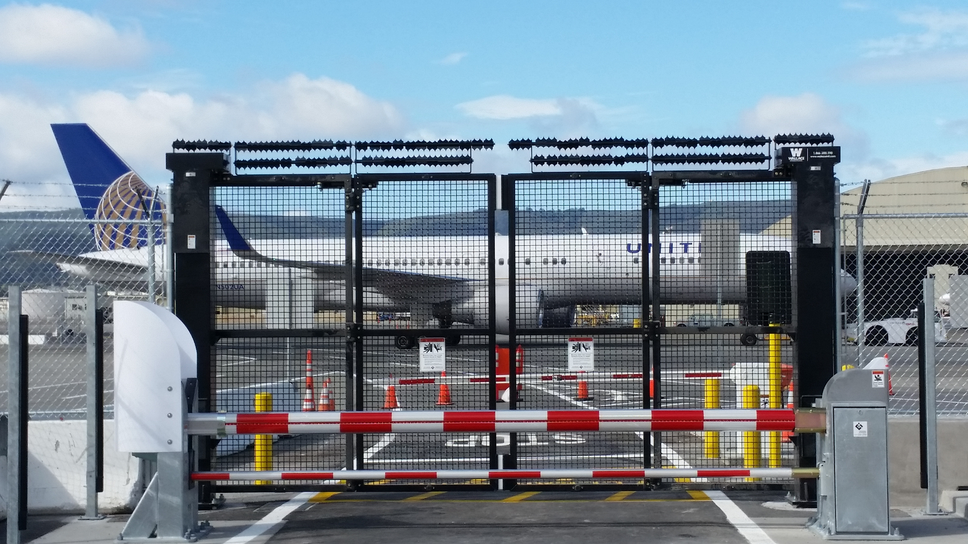 Scm50 Airport San Francisco Wallace 0001