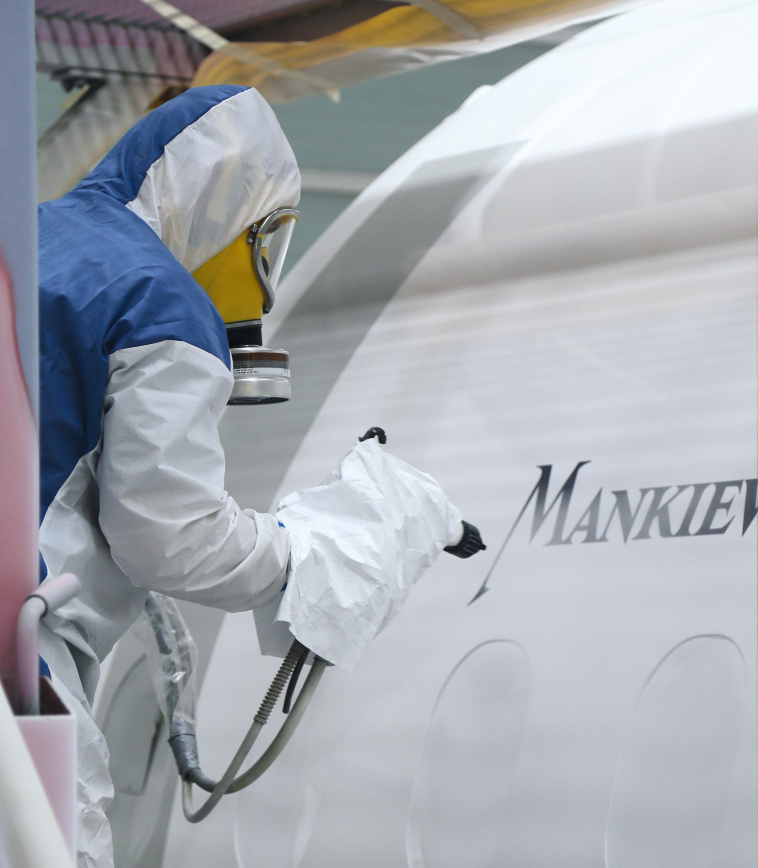 Av Lackierung Flugzeug Mg Logo 4 C 300 150702