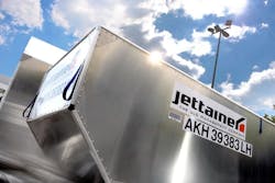 Photo 2 Container Close Up 5c879e40ce9d6 Photo 2 Container Close Up 5c879e40ce9d6