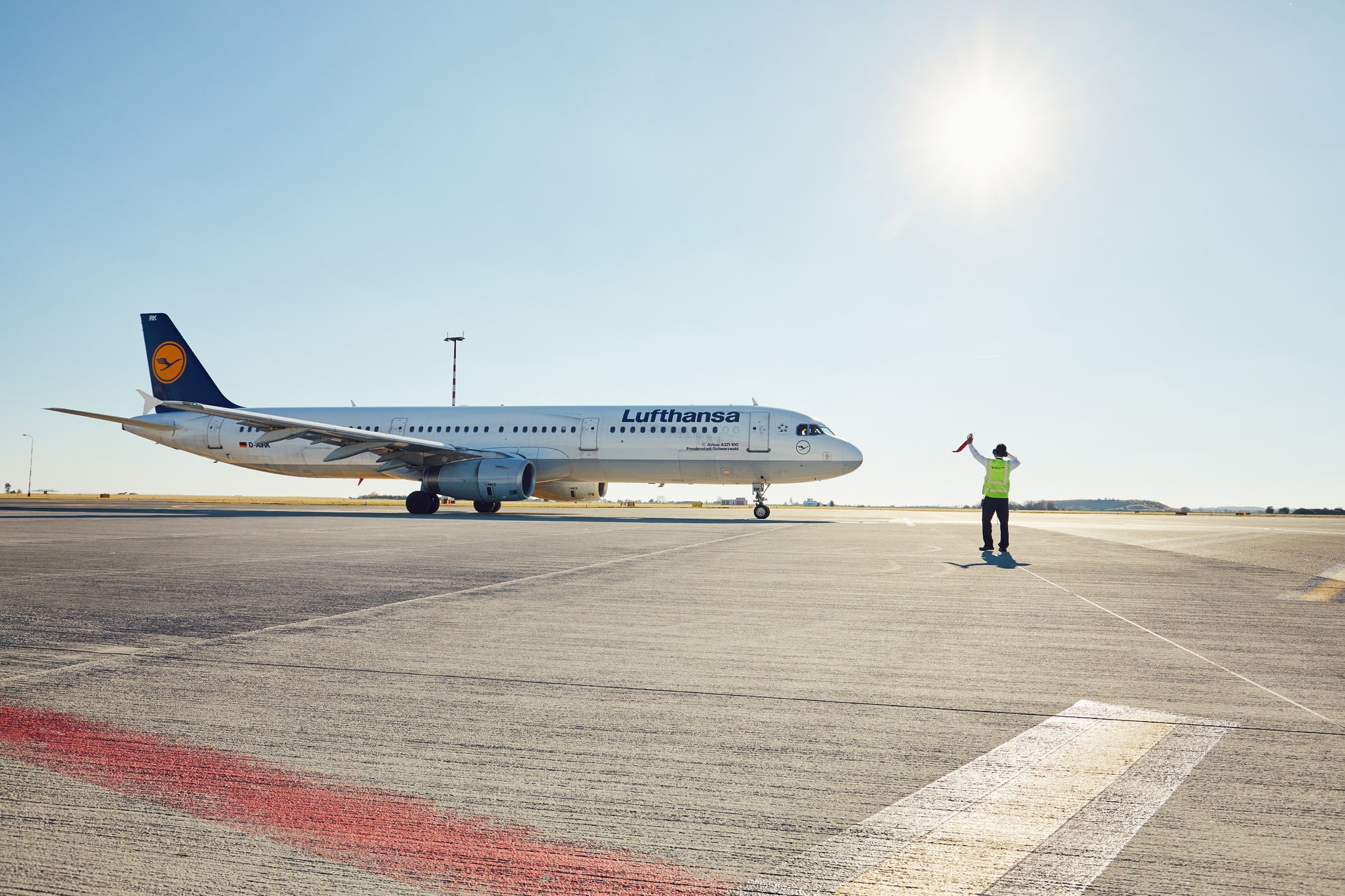 Prague Airport 151017 79 Loga