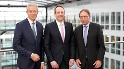 From left to right: CEO Dr. Stefan Schulte, Dr. Pierre Dominique Pruemm, future executive board member, and supervisory board chairman Karlheinz Weimar.