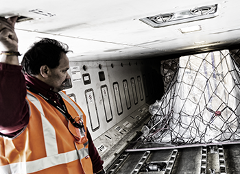 Qantas Picks WFS for Three-Year Handling Contract in Dallas /Fort Worth ...