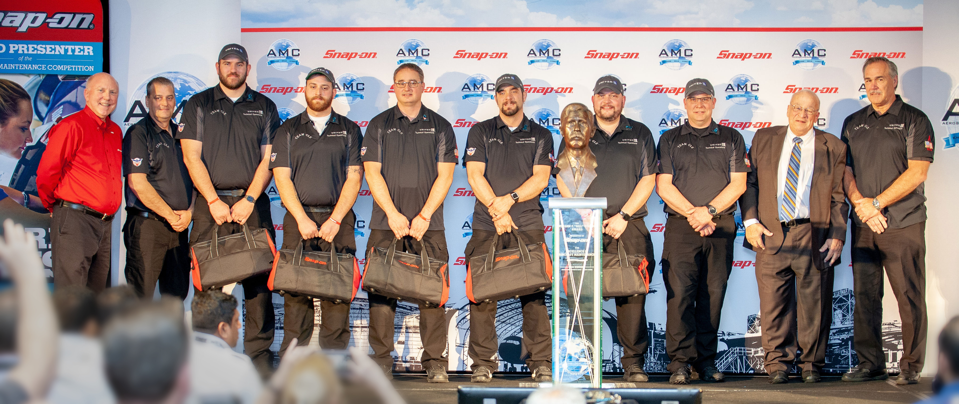 United Airlines Cleveland Team