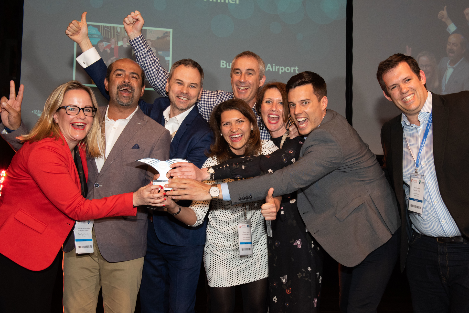 Budapest Team 5cad0623d2ba0