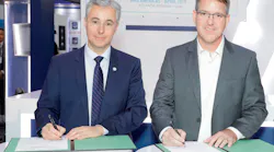 Olivier Savin, Safran Nacelles’ Executive Vice President - Customer Support and Services and Leonardo Zerbone, Azul´s Supply Chain General Manager.