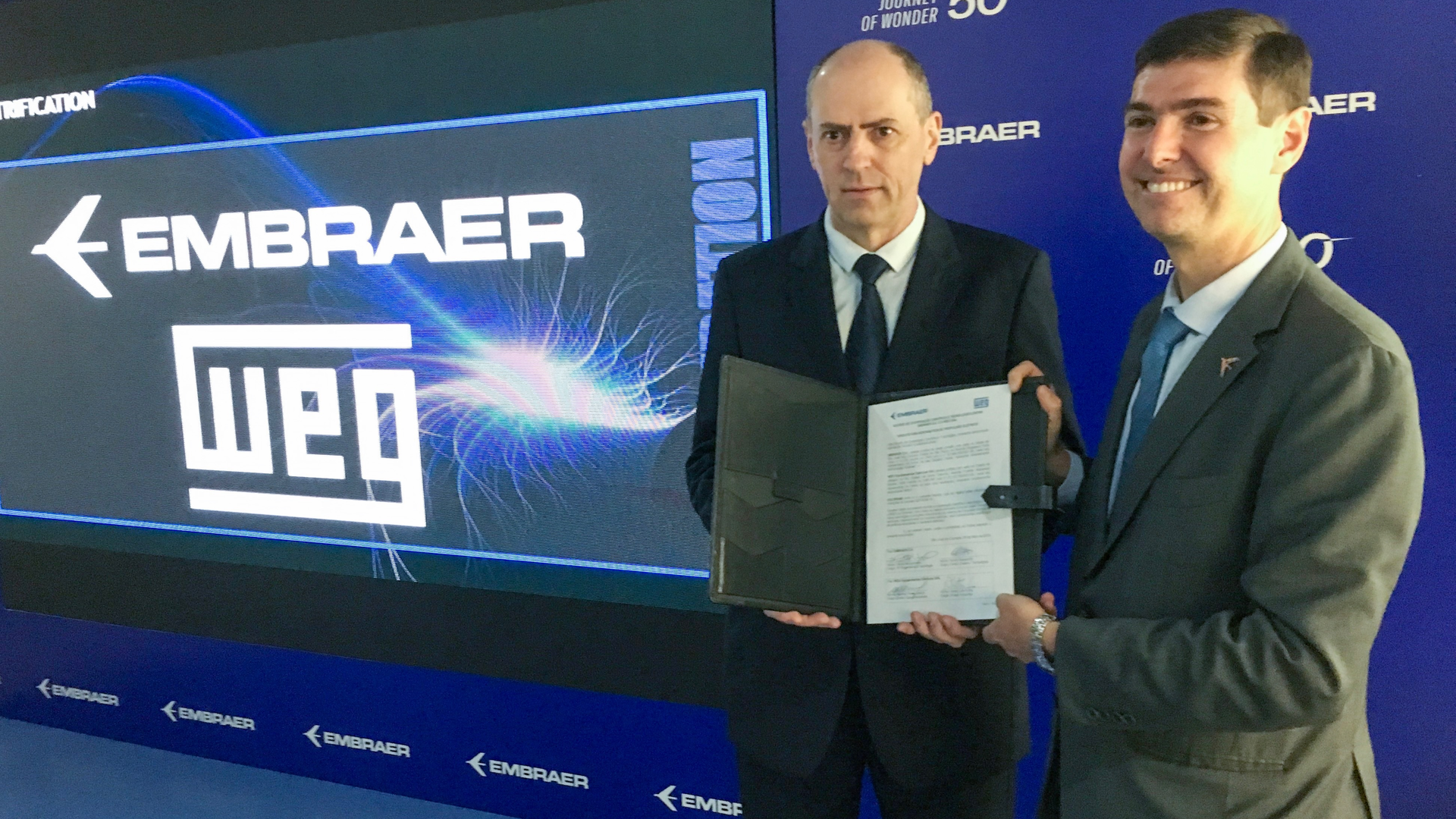 Embraer Weg2 5ceff5ba6baba