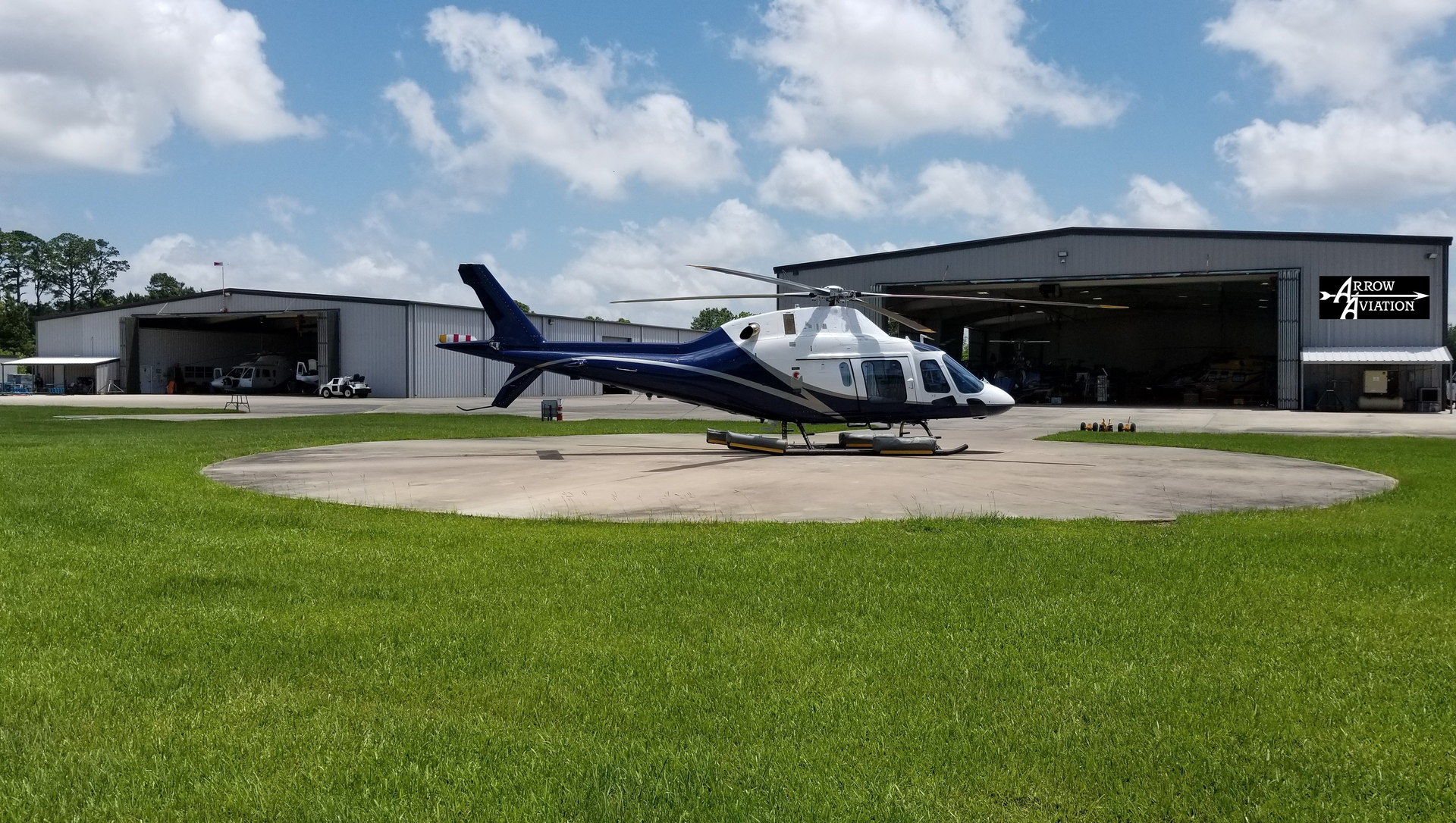 Arrow Aviation Flightline 5ce6f338238c9
