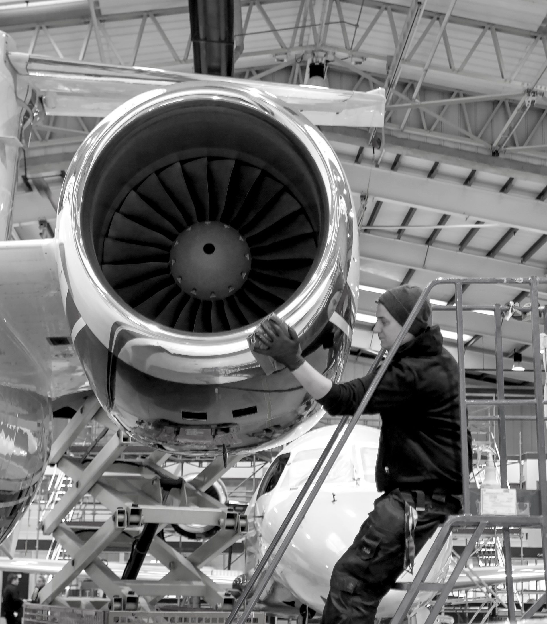 Inflite The Jet Centre Secures Rolls Royce Asc Status 5ce2deb8cf010