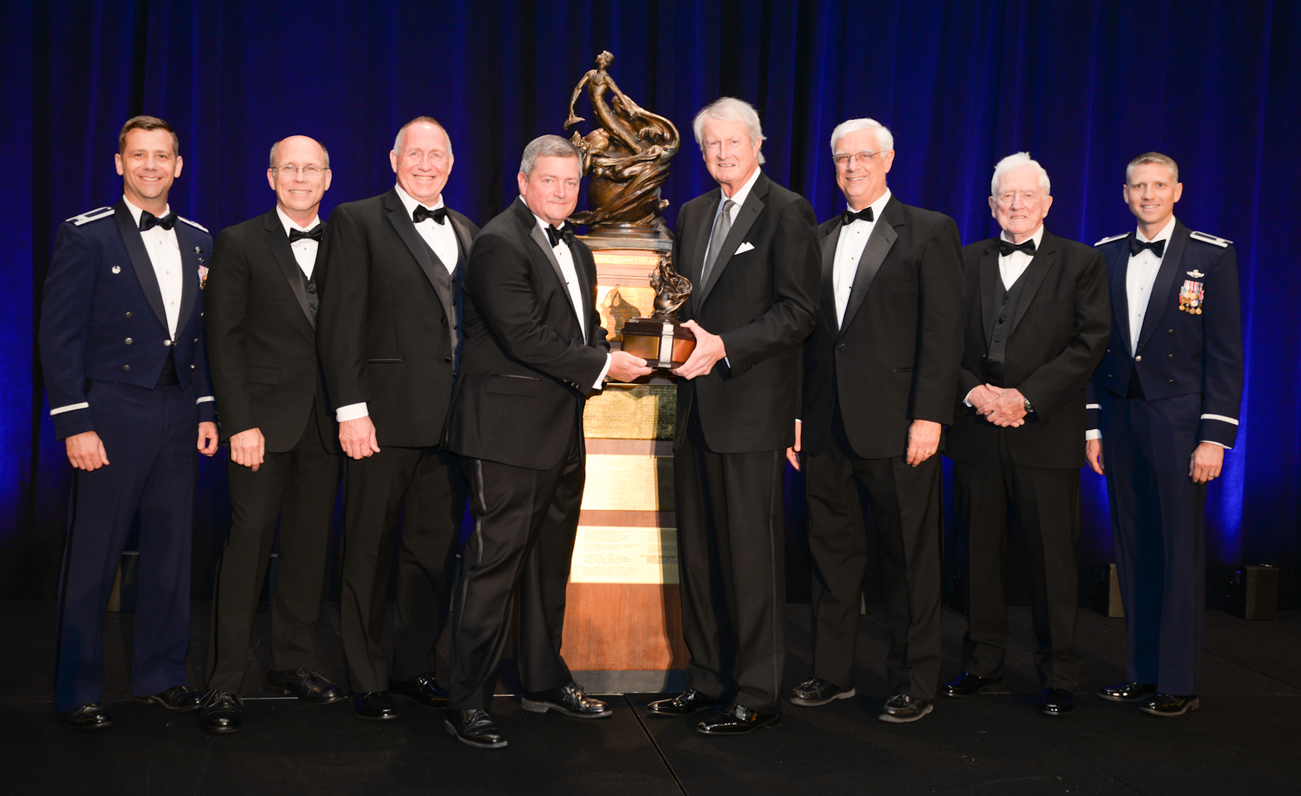 NAA Awards the 2018 Collier Trophy to the Auto GCAS Team Aviation Pros