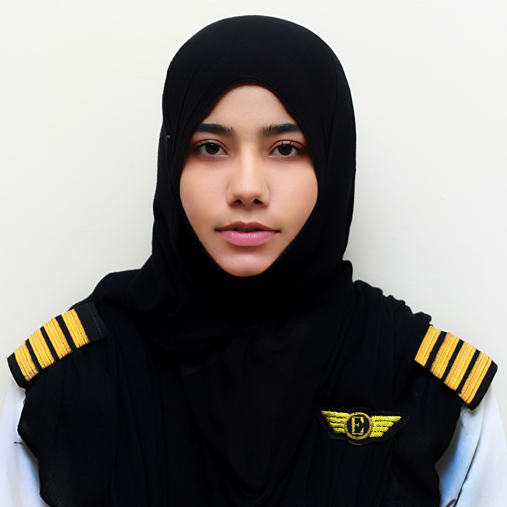 Adeeba 4 S 5d3ef0ebc4729