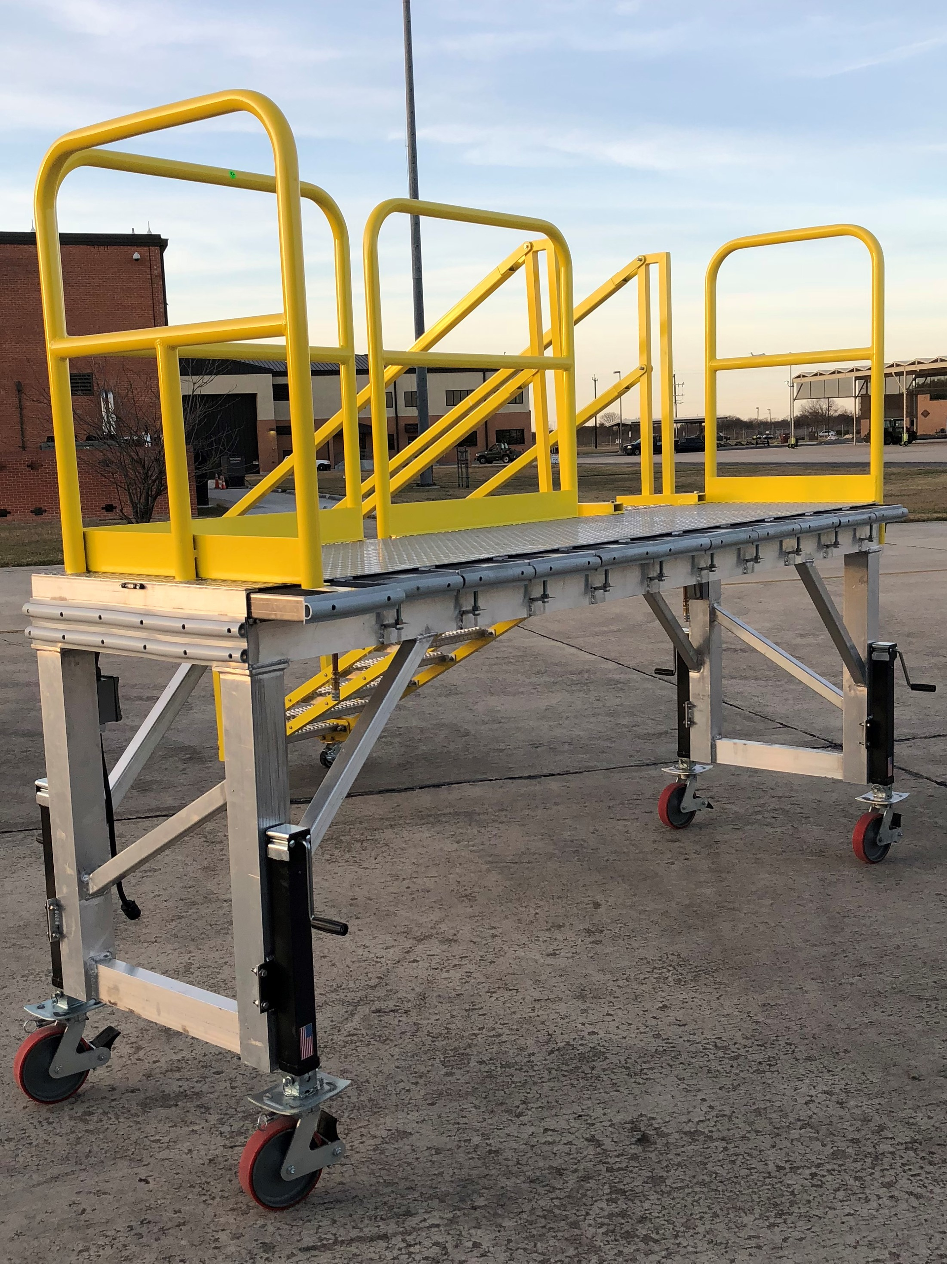 Customized Aircraft Maintenance Stands From: JETechnology Solutions Inc ...