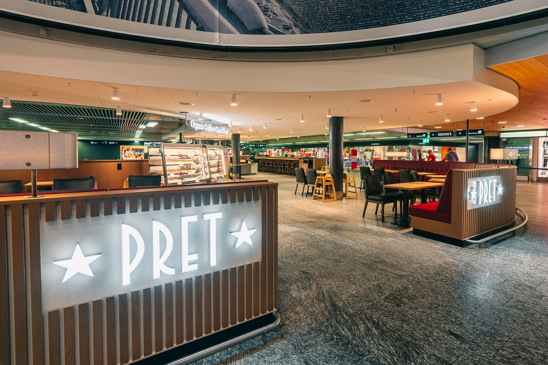 Pret's Landside Shop At Zurich Airport Exterior Shot