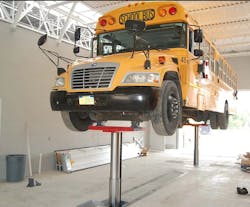 Bus On Diamondlift 5d499c32381b4 Bus On Diamondlift 5d499c32381b4