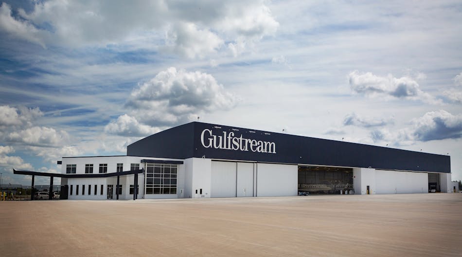 Gulfstream&apos;s expanded facility in Appleton, Wisconsin. The $40 million, 190,000 square-foot building can accommodate 12 Gulfstream G650ER aircraft and employs more than 100 peopl&apos;s expanded facility in Appleton, Wisconsin. The $40 million, 190,000 square-foot building can accommodate 12 Gulfstream G650ER aircraft and employs more than 100 peopl