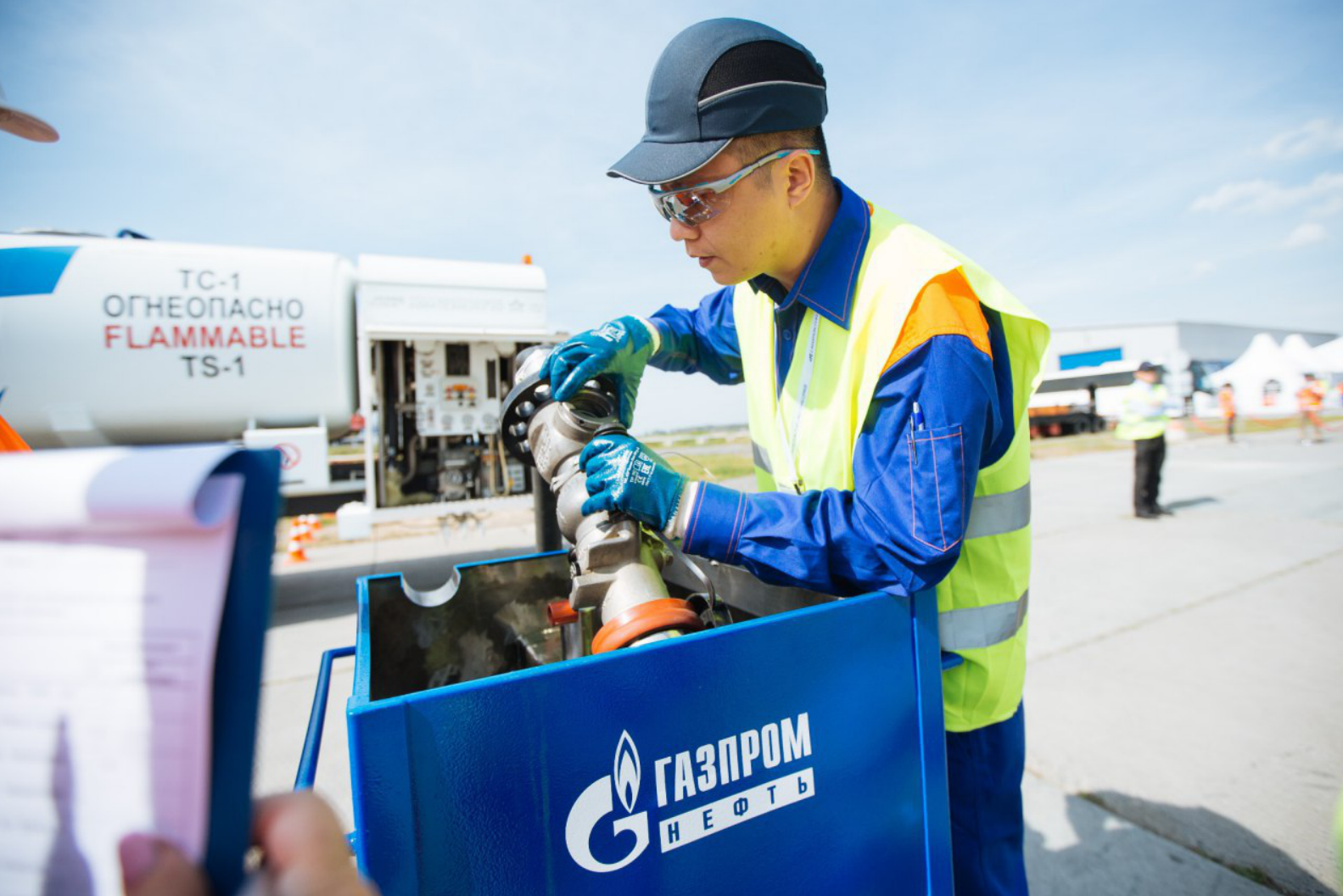 41c9a983 Db37 406c B581 A16b32002c70