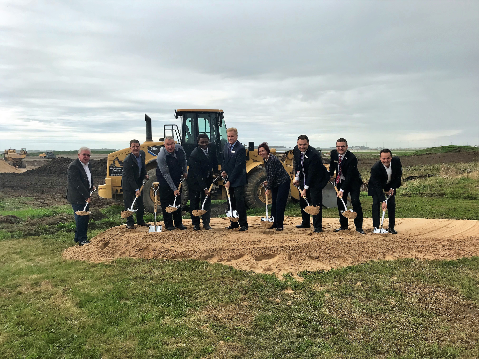 Photo To Accompany Avflight And Grr Break Ground On New Fbo And Hangar 09252019